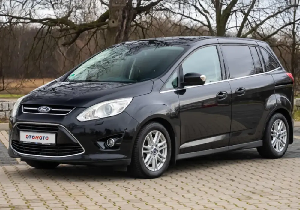 Ford C-Max opinie - Czy ten van nadal ma sens?