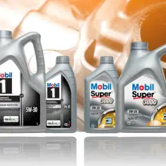 Butelki oleju silnikowego Mobil 1 i Mobil Super 3000 o różnej lepkości.