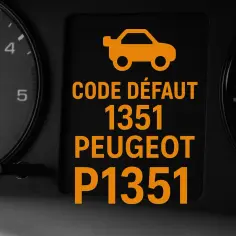 Awaria silnika w Peugeot, kod błędu P1351. Pomarańczowy symbol samochodu i cyfry na desce rozdzielczej.