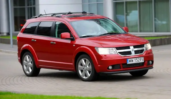 Dodge Journey opinie - Czy warto kupić? Analiza wad i zalet