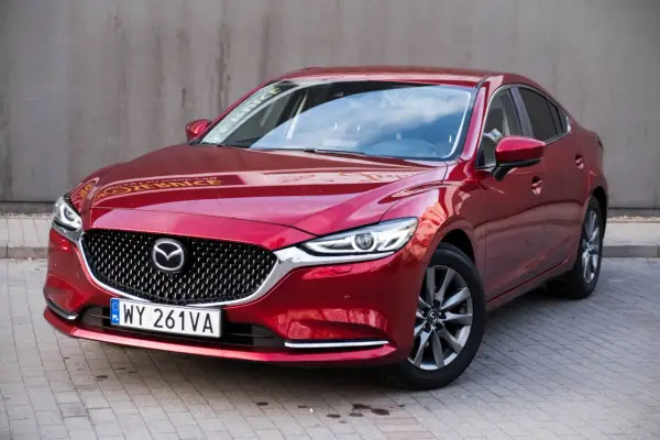 Mazda 6 2.0 benzyna - Czy to nadal dobry wybór? Analiza!